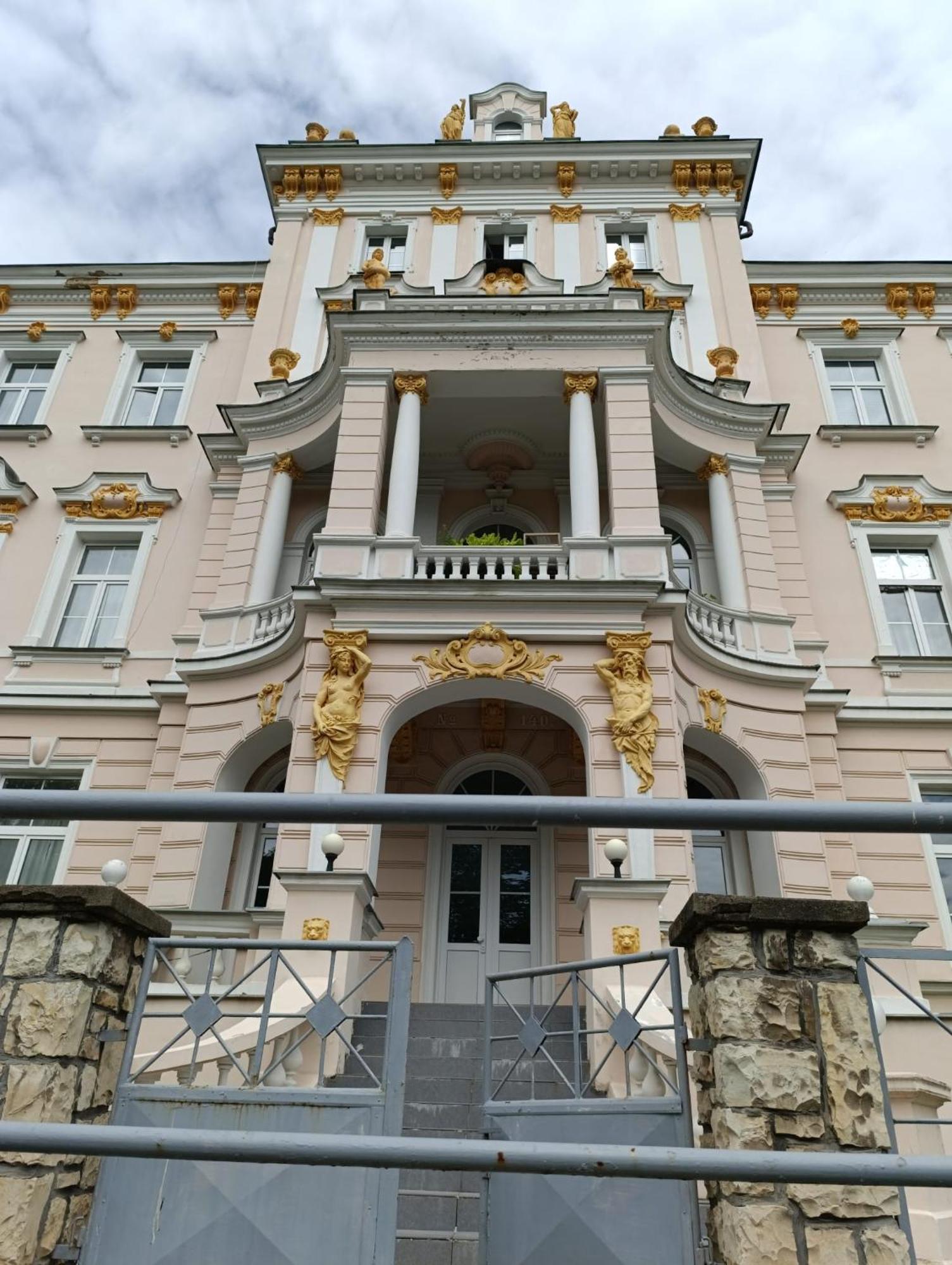 Апарт отель Mva House Teplice, Sanovsky Park Экстерьер фото